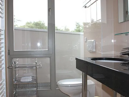 2. kleine Badezimmer