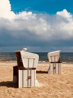 Einen Strandkorb gibt es kostenfrei dazu