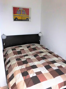 Schlafzimmer 2
