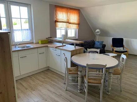 Wohn-Essbereich mit offener Küche