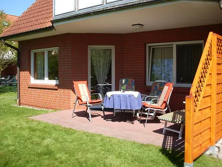 Sonnige Westterrasse