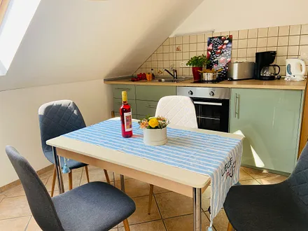 Essbereich mit Küche