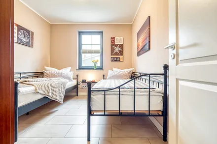 Das zweite Schalftimmer mit zwei Einzelbetten 90 x 200 cm