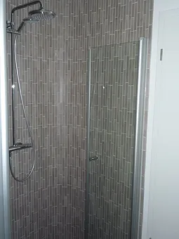 Blick in die große Dusche