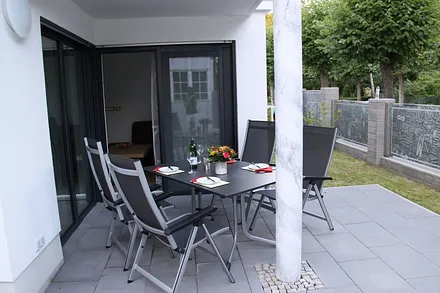 Ansicht der großen Terrasse