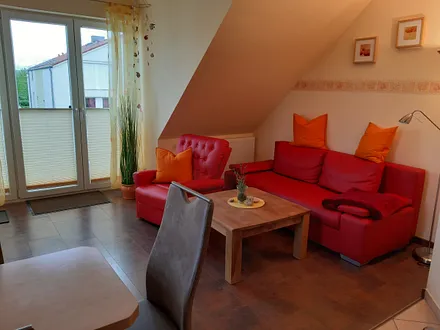 Sitzecke mit ausziehbarer Schlafcouch