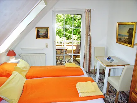 Doppelzimmer mit Balkon