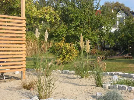 Blick von der kleinen "Strandoase" in Richtung Ferienhaus