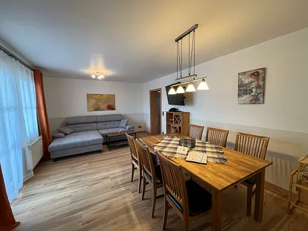 Ostsee - yolo Nebengebäude , Wohnzimmer TV