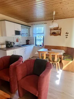 Offene Küche mit Essplatz