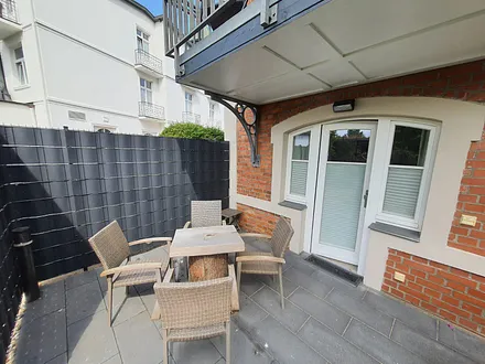 Terrasse mit Abendsonne 