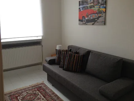 Schlafcouch im Schlafzimmer 2