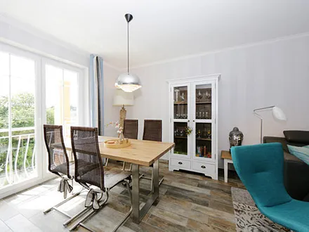 Eßtisch im Wohnbereich