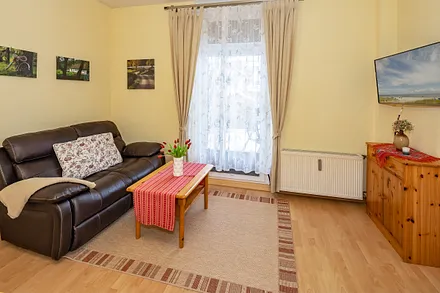 Wohn-u. Schlafzimmer