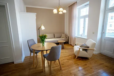 Hier sehen Sie erste unprofessionelle Fotos ... Freuen Sie sich auf modernes Urlaubsambiente!