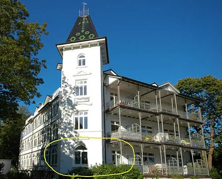 Im Foto ist die Ferienwohnung "Ostseeblick" eingekreist.