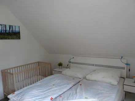 Schlafzimmer 2 Wohnung 3