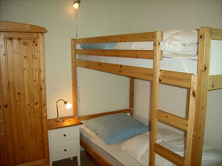 2. Schlafzimmer