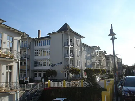 Gebäude-Außenansicht