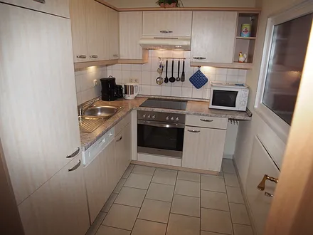 separater Küchenbereich voll ausgestattet