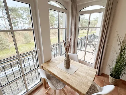 Essbereich mit Ausblick