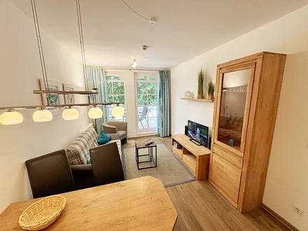 kombinierter Wohn-/Koch- und Essbereich