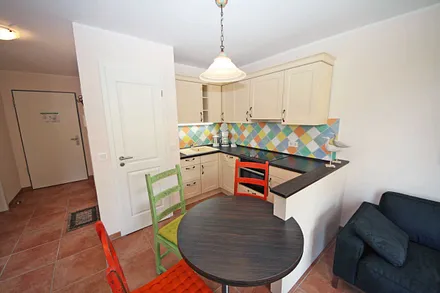 Esstisch mit Stühlen