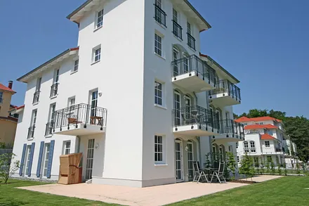seitlicher Blick auf Haus Meeresblick/ Haus C