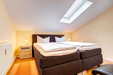 Schlafzimmer II mit Doppelbett