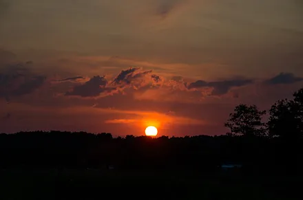 Genießen sie den Sonnenuntergang am Achterwasser von ihrer Terrasse aus