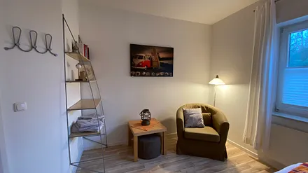 Lesen im Schlafzimmer 