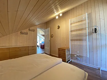 3. Schlafzimmer mit Doppelbett