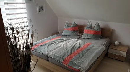 Schlafen 1 / Doppelbett 