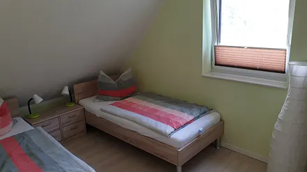 Schlafen 2 / Einzelbetten / Dachgeschoss