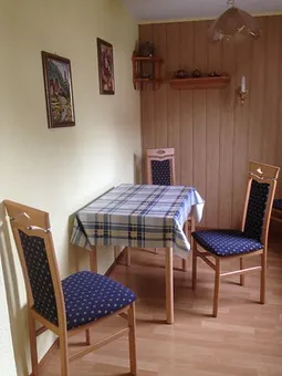 ein separates Esszimmer