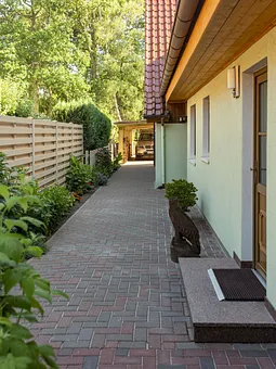 250 m bis zum Strand