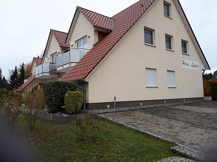 Parkplätze vor der Wohnung