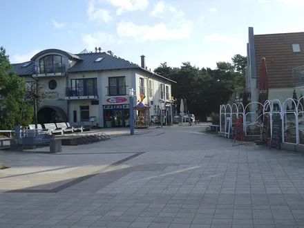 Promenade mit Restaurants und Cafe's