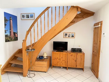 TV-Ecke mit Spieleschrank