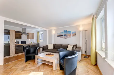 Wohnzimmer mit Küchenzeile