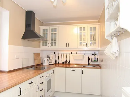 Herd/ Backofen, Geschirrspüler, Kühl-Gefrierkombi, Microwelle