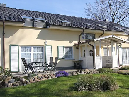 eigene West-Terrasse