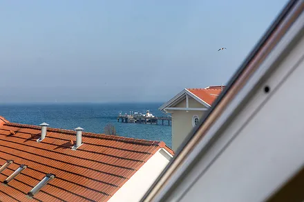 Hier Ihr Blick auf Ostsee und Seebrücke im Detail. 