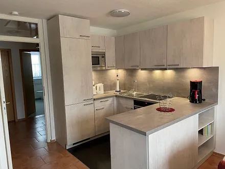 Küche mit Flurblick