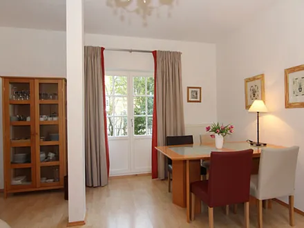 Blick zur Sitzgarnitur