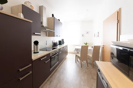 Weiterer Einblick in die Küche