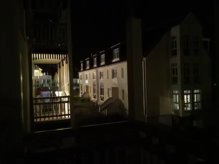 Abendstimmung auf dem Balkon - wunderschön ruhig und entspannend - kein Ferienrummel!