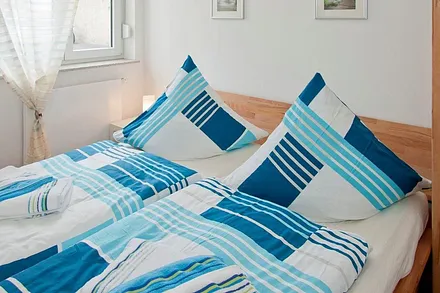 Doppelbett 180/200cm