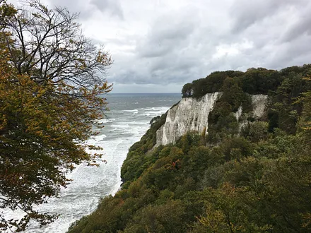 Die Kreidefelsen im Herbststurm.
