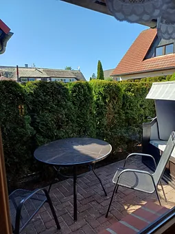 Terrasse mit Strandkorb